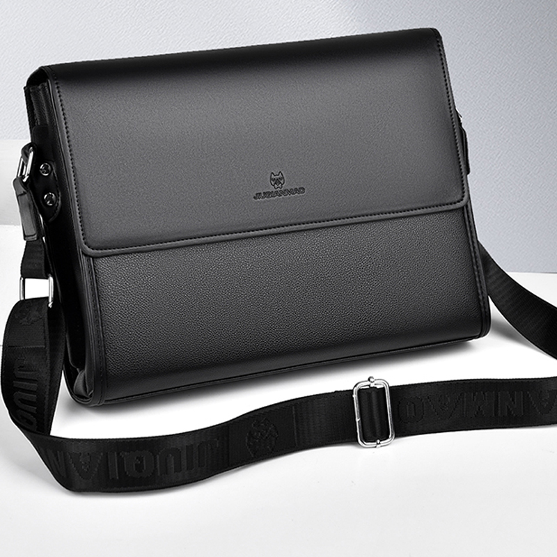 Square Side Crossbody Bag Docu - Interior Design Documentation recension och pris