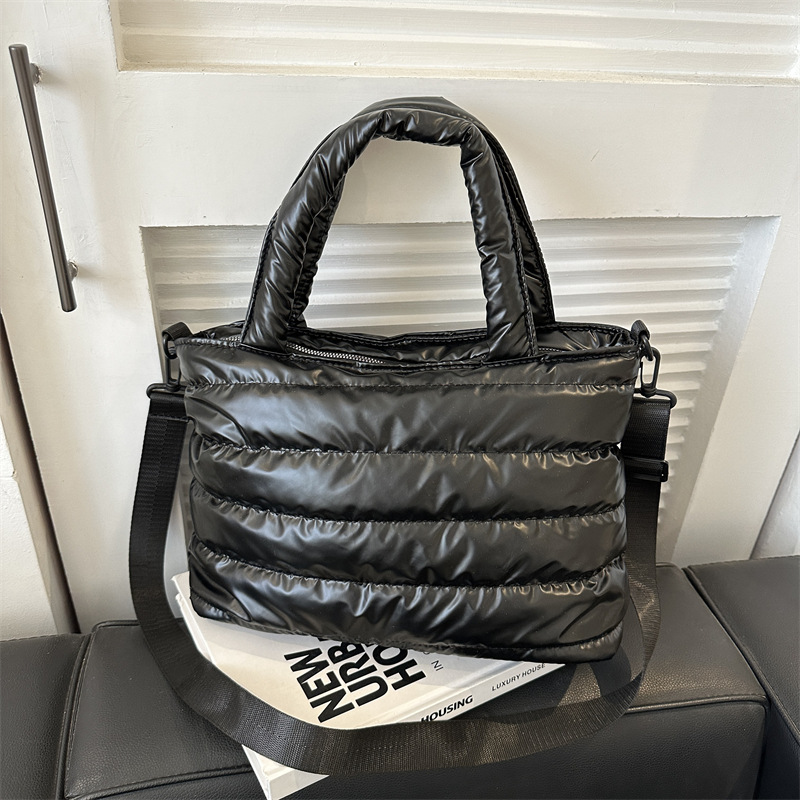 Cotton Clothing Crossbody Bags - Interior Design Open Space recension och pris
