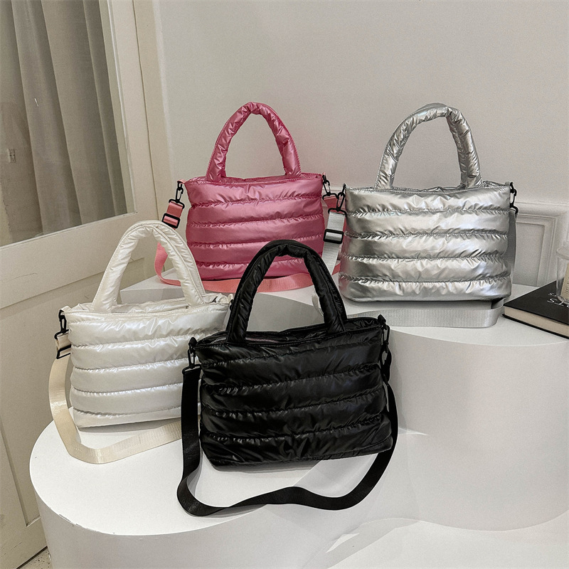 Cotton Clothing Crossbody Bags - Interior Design Open Space recension och pris