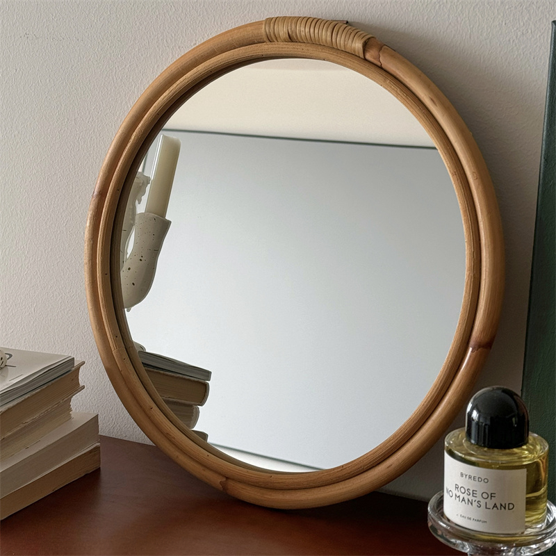 Medieval Rattan Mirror Makeup  - Rattan Mirror Round recension och pris